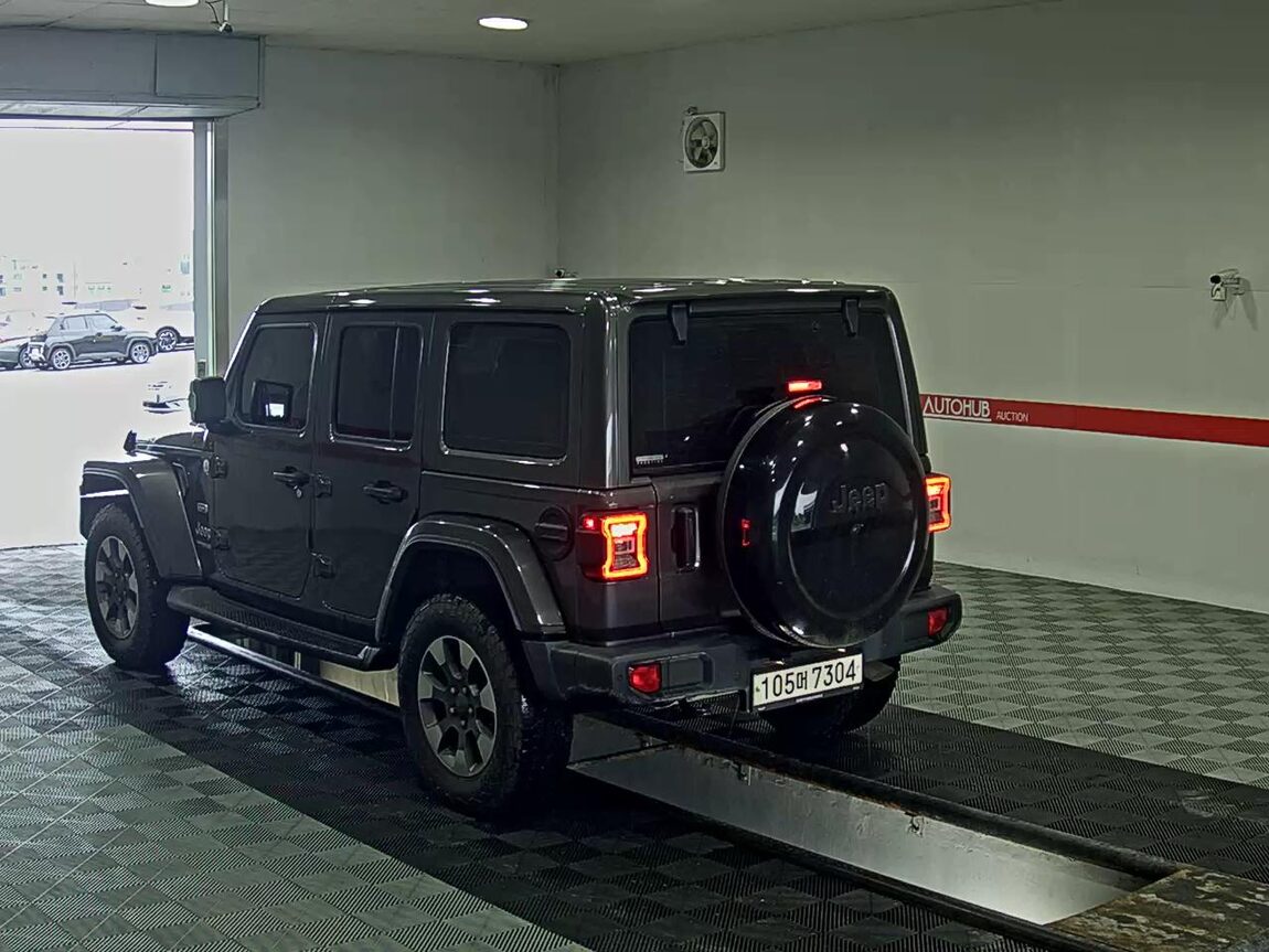JEEP WRANGLER (JL) 2.0 OVERLAND 4DR 2020 - zdjęcie 6