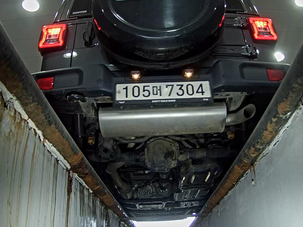 JEEP WRANGLER (JL) 2.0 OVERLAND 4DR 2020 - zdjęcie 8
