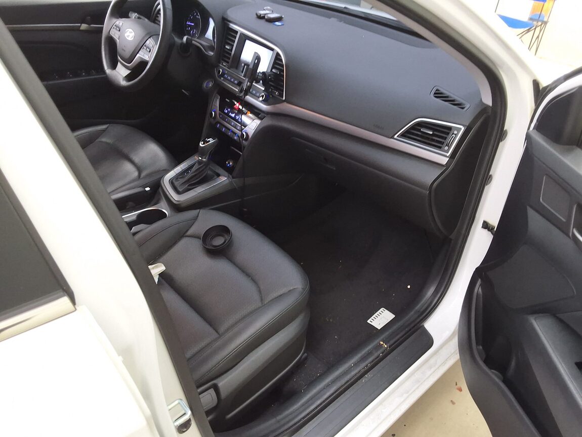 HYUNDAI AVANTE AD 1.6 GDi MODERN SPECIAL 2016 - zdjęcie 14