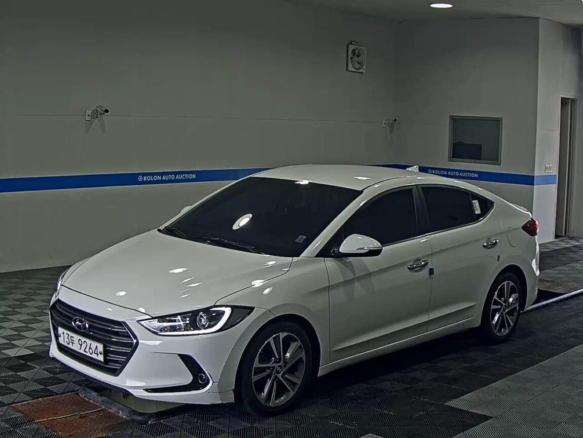 HYUNDAI AVANTE AD 1.6 GDi MODERN SPECIAL 2016 - zdjęcie 2
