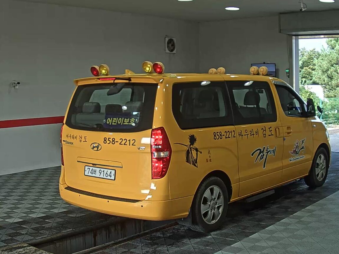 HYUNDAI THE NEW GRAND STAREX CHILD SAFETY VEHICLE 12-SEATER DIESEL 2019 - zdjęcie 5