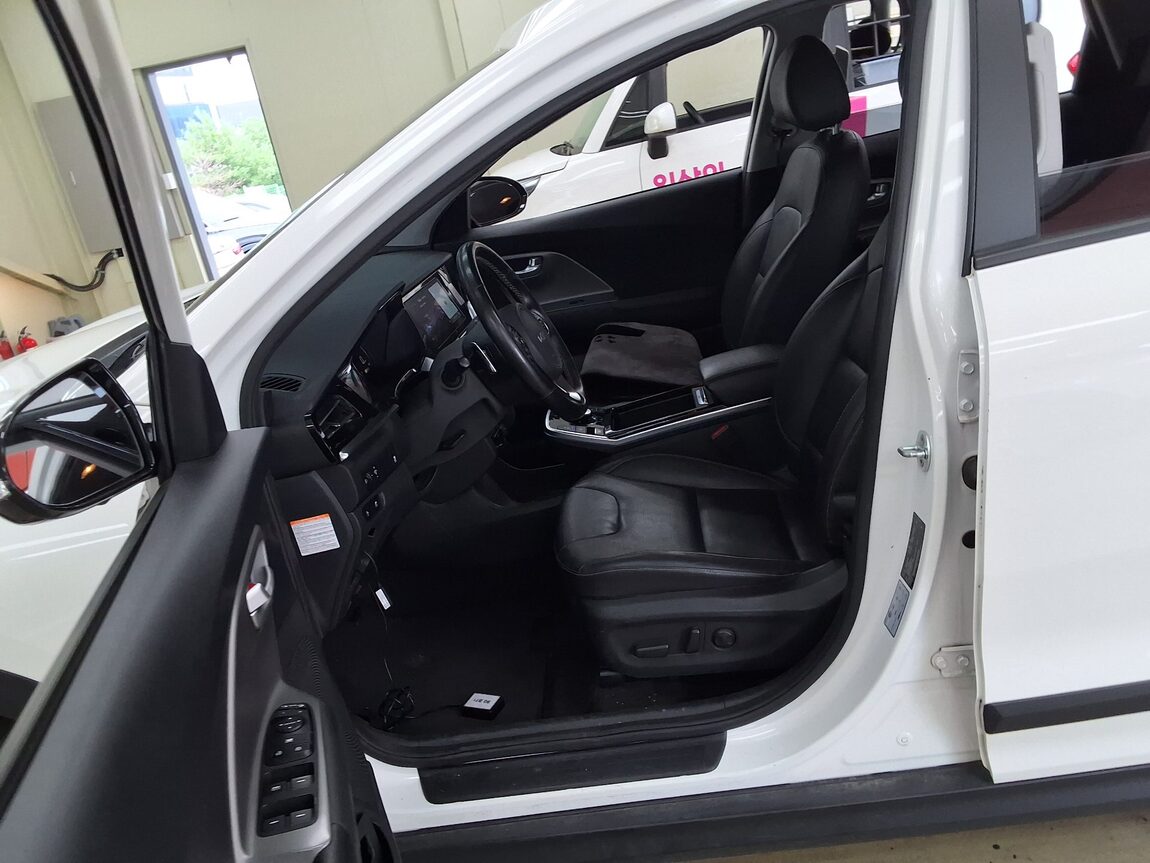 KIA NIRO PLUS AIR 2023 - zdjęcie 11
