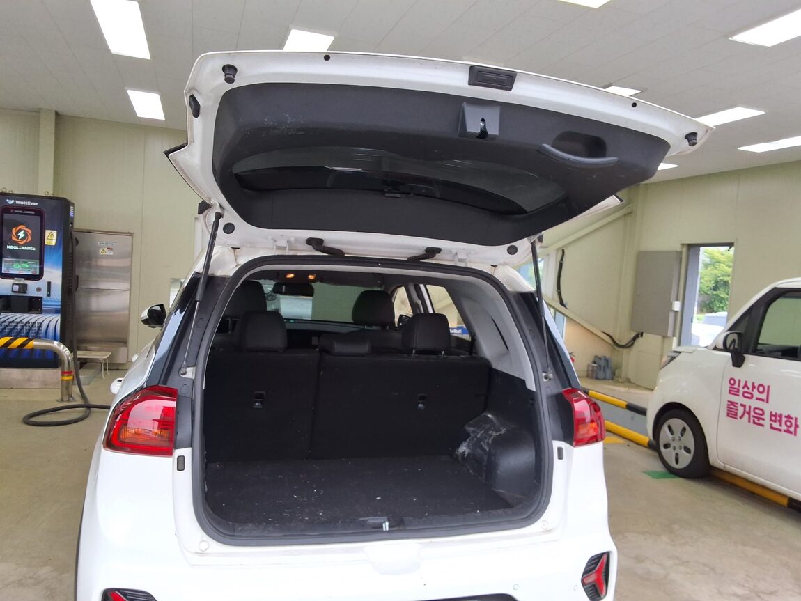 KIA NIRO PLUS AIR 2023 - zdjęcie 16