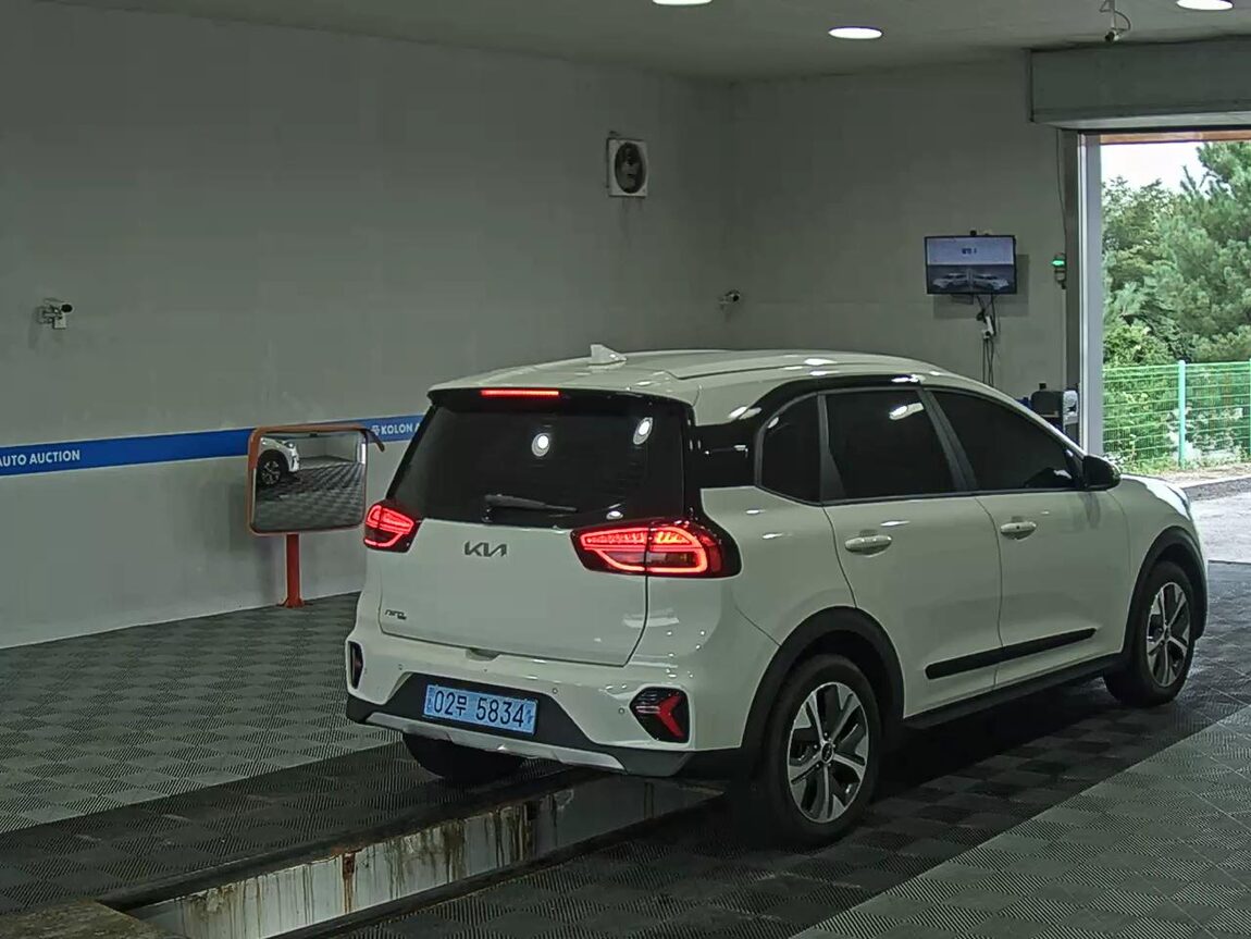 KIA NIRO PLUS AIR 2023 - zdjęcie 5