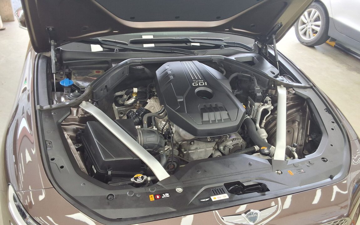 GENESIS THE NEW G70 GASOLINE 2.0T 2WD BASE MODEL 2021 - zdjęcie 21