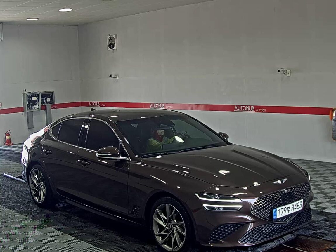 GENESIS THE NEW G70 GASOLINE 2.0T 2WD BASE MODEL 2021 - zdjęcie 3