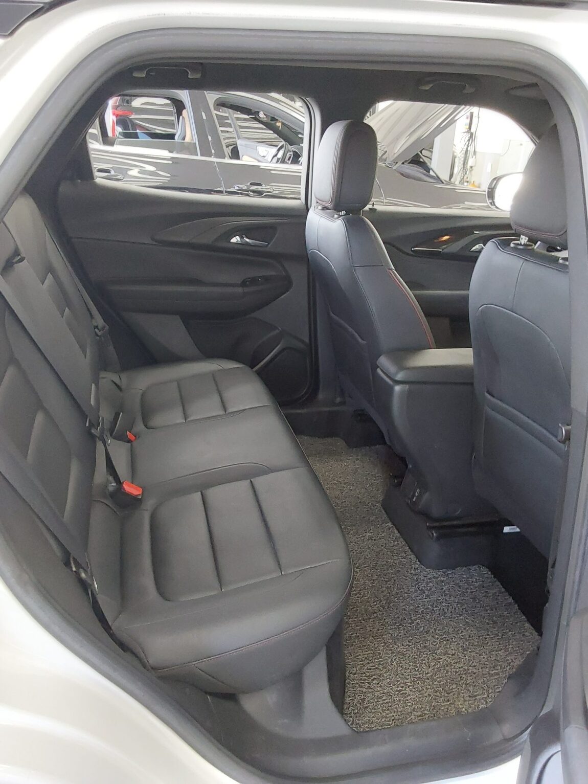 CHEVROLET (DAEWOO) TRAILBLAZER 1.35 GASOLINE RS 2022 - zdjęcie 13