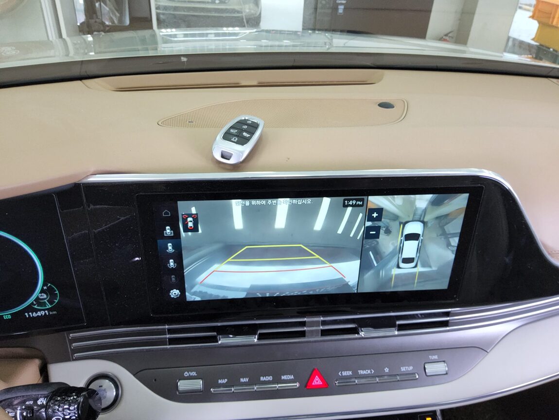 HYUNDAI THE NEW GRANDEUR IG HYBRID 2.4 HEV CALLIGRAPHY 2022 - zdjęcie 17
