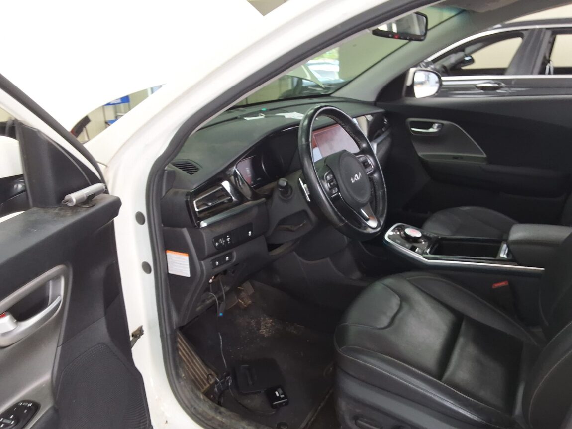 KIA NIRO PLUS AIR 2023 - zdjęcie 11