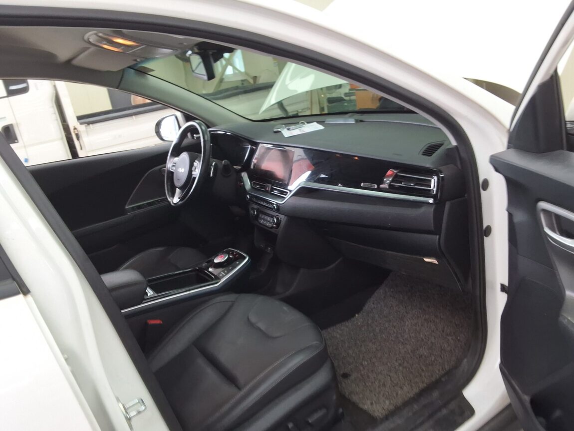 KIA NIRO PLUS AIR 2023 - zdjęcie 15