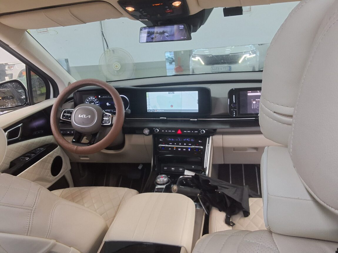 KIA NEW CARNIVAL (KA4) HI-LIMOUSINE SPECIAL BODY MAJOR CAR 2023 - zdjęcie 11