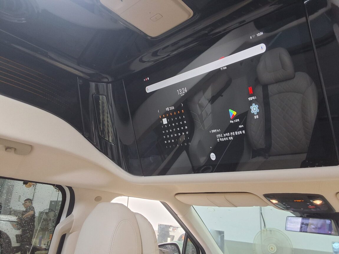 KIA NEW CARNIVAL (KA4) HI-LIMOUSINE SPECIAL BODY MAJOR CAR 2023 - zdjęcie 27