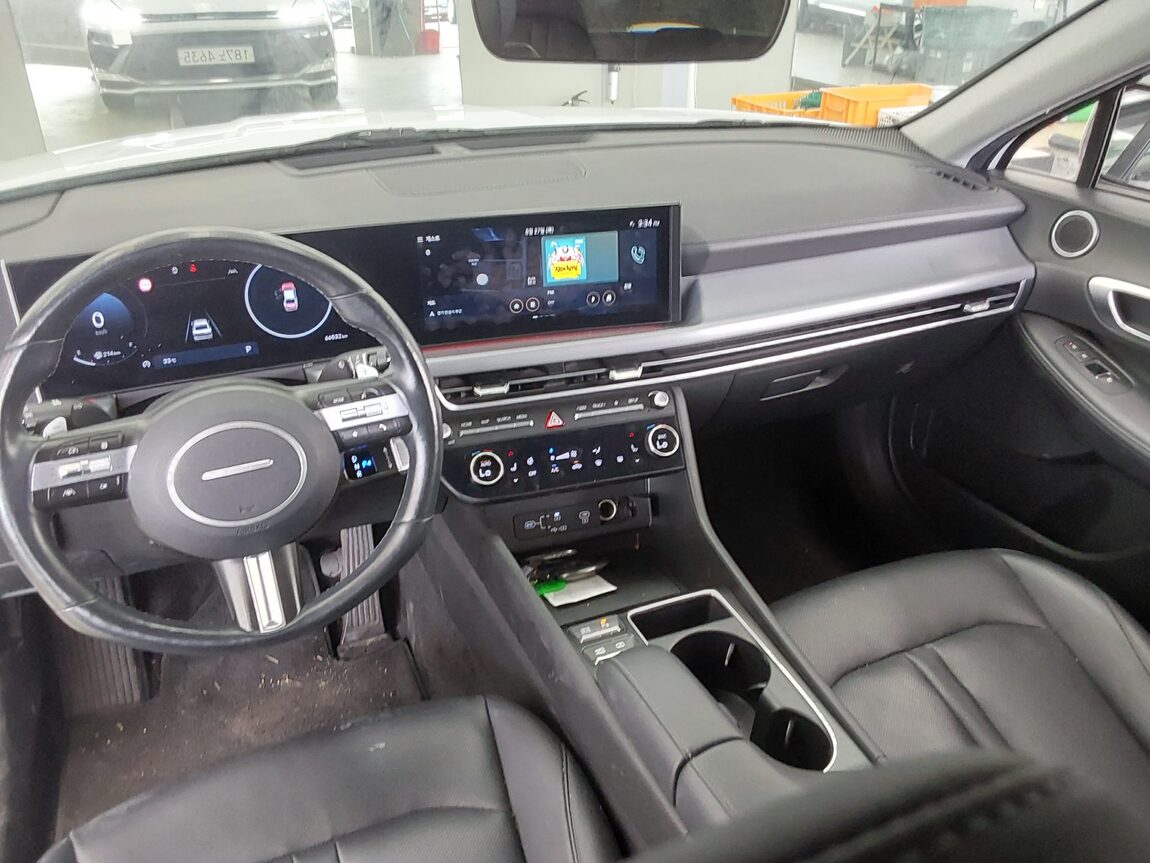 HYUNDAI SONATA THE EDGE GASOLINE 2.0 PREMIUM 2024 - zdjęcie 11