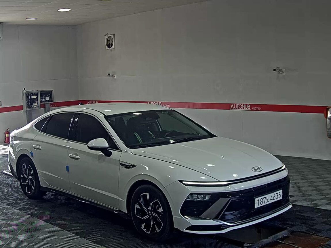 HYUNDAI SONATA THE EDGE GASOLINE 2.0 PREMIUM 2024 - zdjęcie 3