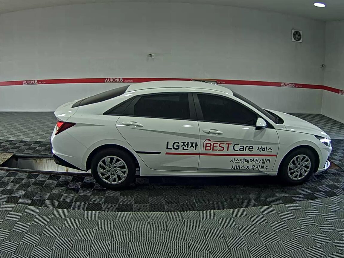 HYUNDAI AVANTE (CN7) 1.6 GASOLINE CORPORATE USE 2022 - zdjęcie 4