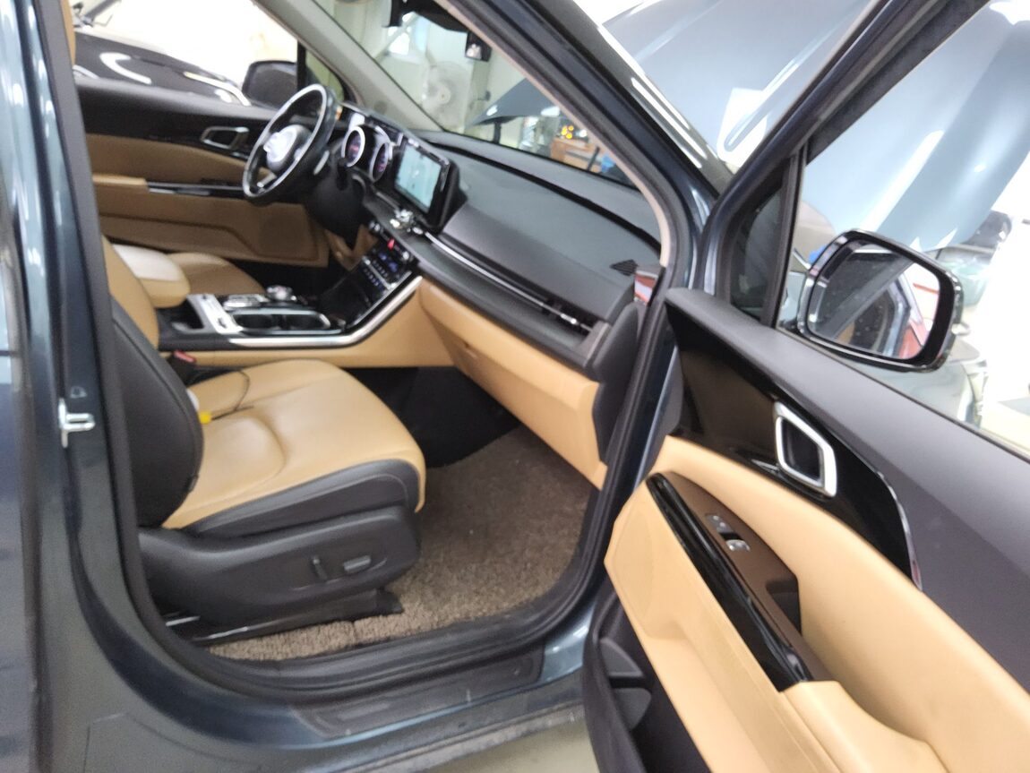 KIA NEW CARNIVAL (KA4) 9-SEATER GASOLINE NOBLESSE 2023 - zdjęcie 14