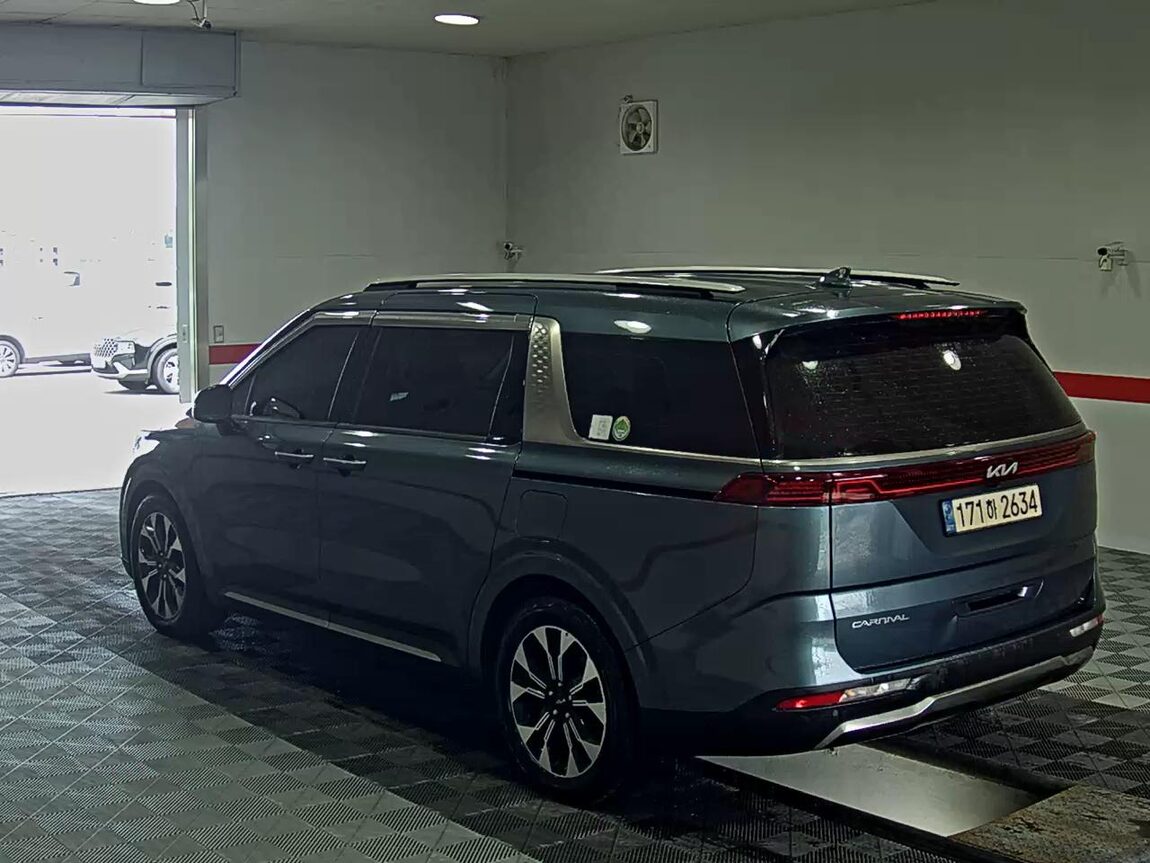 KIA NEW CARNIVAL (KA4) 9-SEATER GASOLINE NOBLESSE 2023 - zdjęcie 6