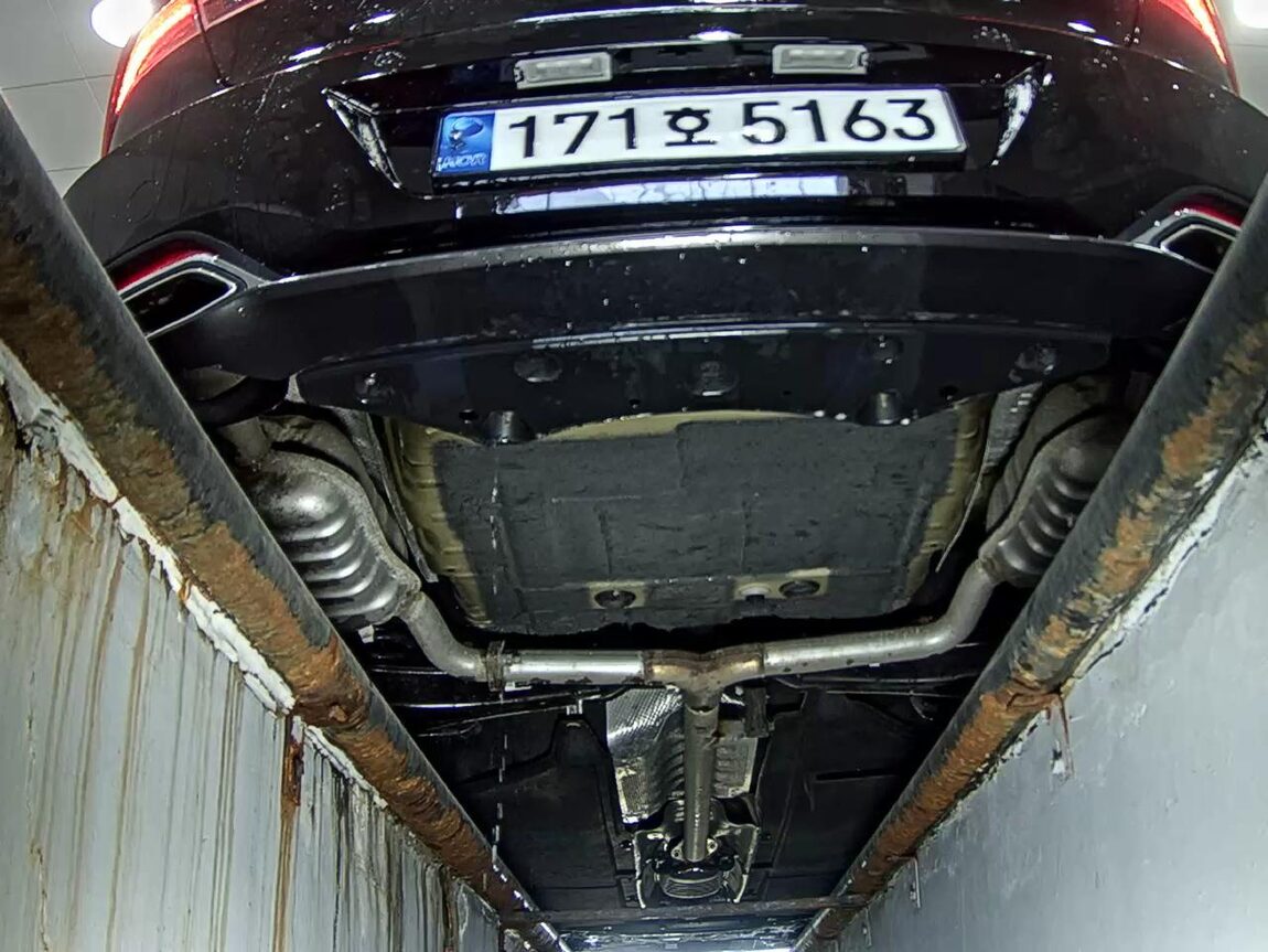 HYUNDAI THE NEW GRANDEUR IG HYBRID 2.4 HEV LE BLANC 2023 - zdjęcie 8