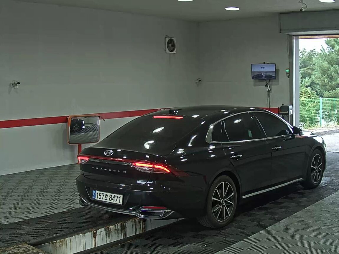 HYUNDAI THE NEW GRANDEUR IG GASOLINE 2.5 LE BLANC 2022 - zdjęcie 5