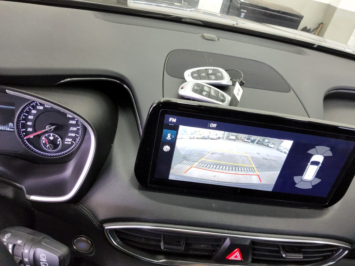 HYUNDAI THE NEW SANTA FE DIESEL 2.2 2WD PREMIUM 2021 - zdjęcie 17
