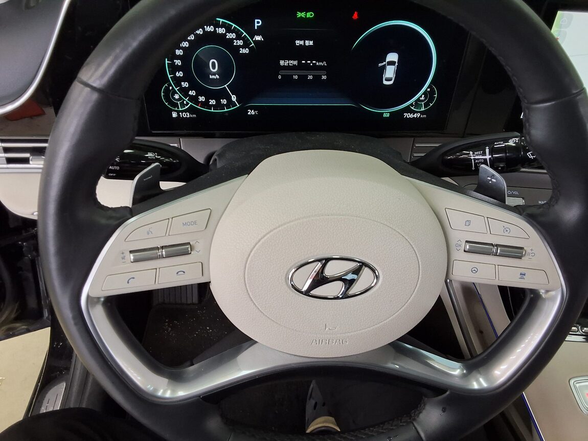 HYUNDAI THE NEW GRANDEUR IG GASOLINE 2.5 LE BLANC 2022 - zdjęcie 20