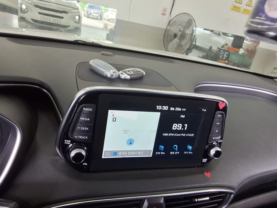 HYUNDAI SANTA FE (TM) R2.0 4WD EXCLUSIVE 2019 - zdjęcie 17