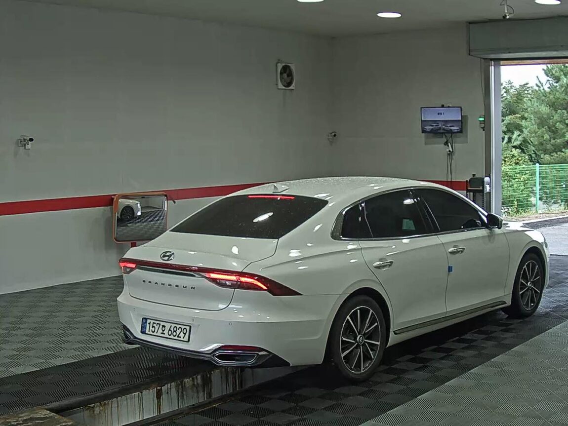 HYUNDAI THE NEW GRANDEUR IG GASOLINE 2.5 LE BLANC 2022 - zdjęcie 5