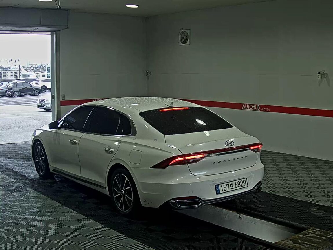 HYUNDAI THE NEW GRANDEUR IG GASOLINE 2.5 LE BLANC 2022 - zdjęcie 6