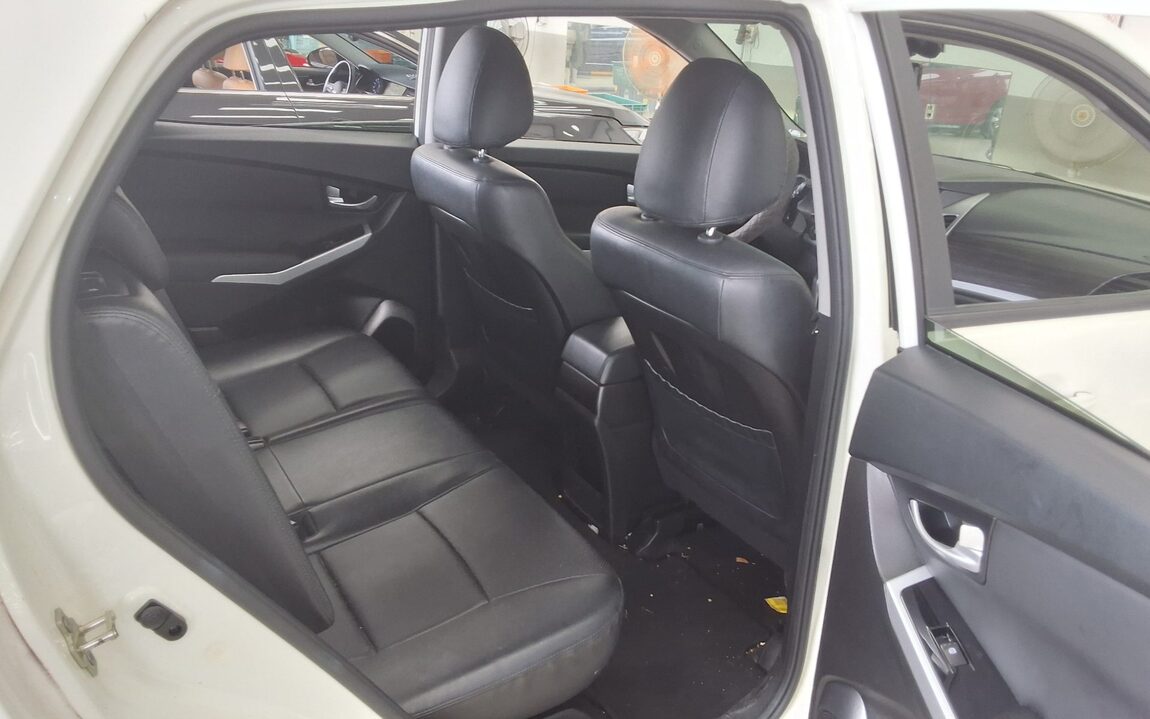 KG MOBILITY (SSANGYONG) NEW KORANDO C 2.2 2WD EXTREME 2016 - zdjęcie 13