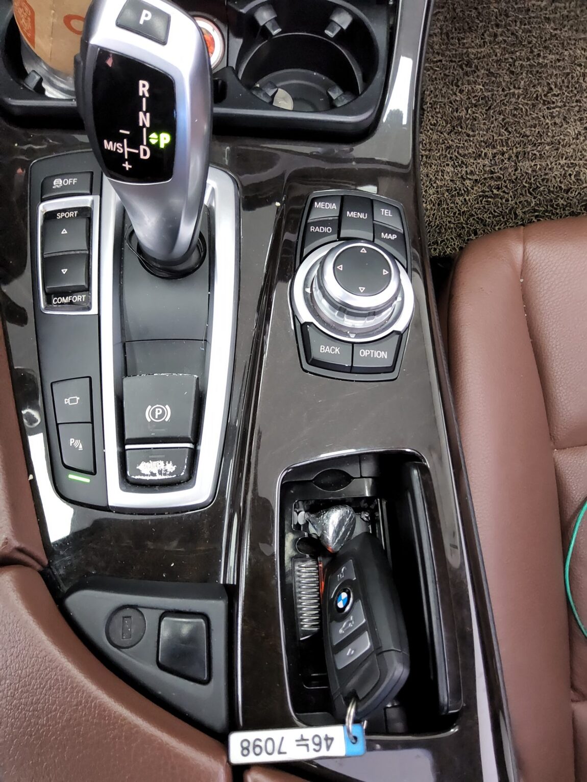 BMW 5 SERIES (6TH GEN) 528i 2013 - zdjęcie 19