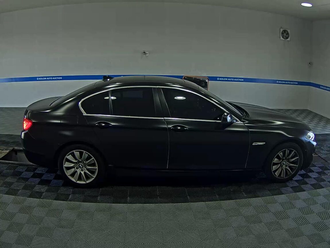 BMW 5 SERIES (6TH GEN) 528i 2013 - zdjęcie 4