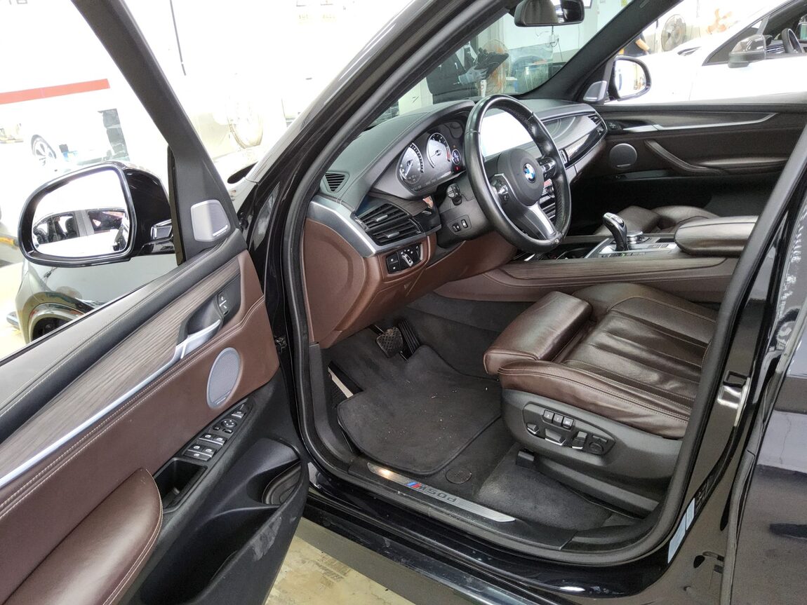 BMW X5 (3RD GEN) M50d xDRIVE 2015 - zdjęcie 10