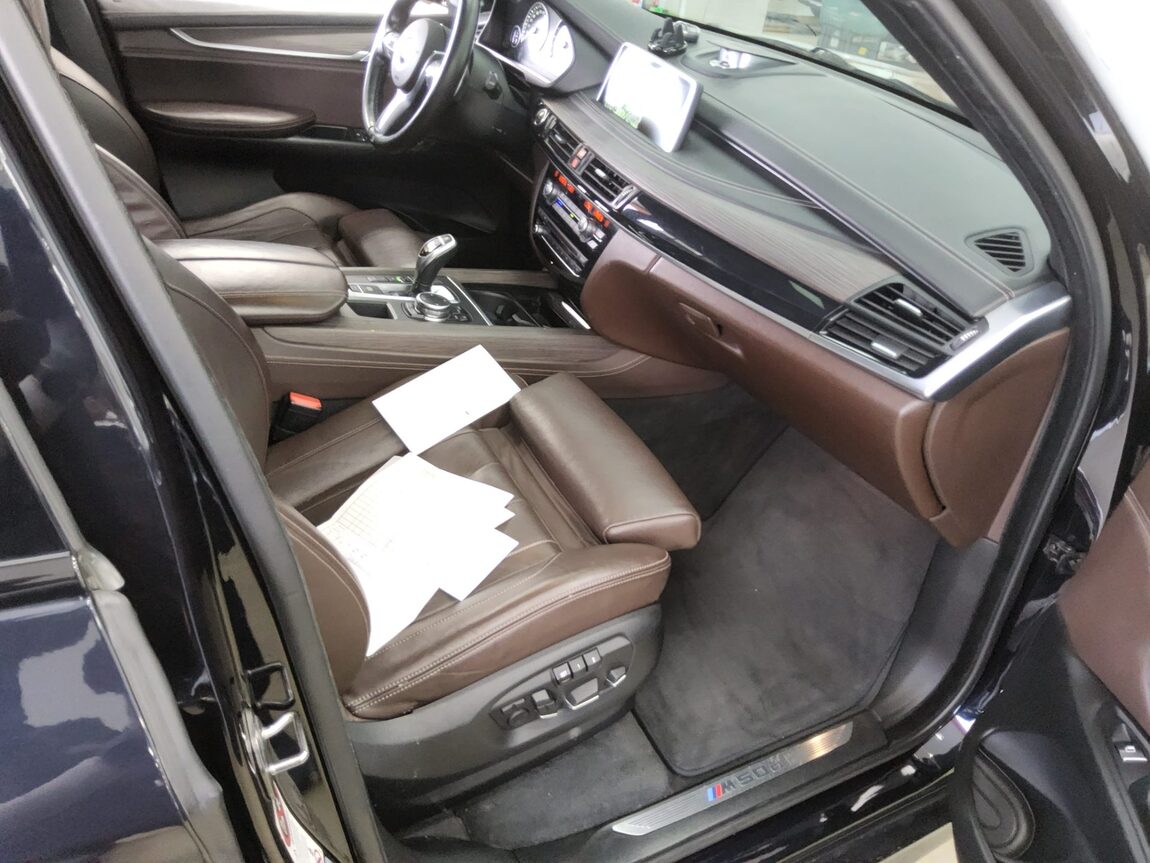 BMW X5 (3RD GEN) M50d xDRIVE 2015 - zdjęcie 14