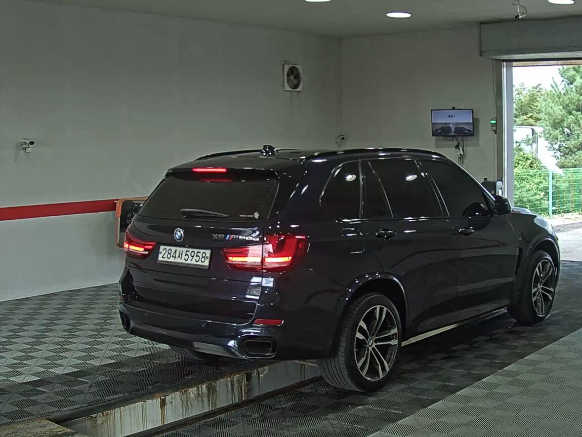 BMW X5 (3RD GEN) M50d xDRIVE 2015 - zdjęcie 5