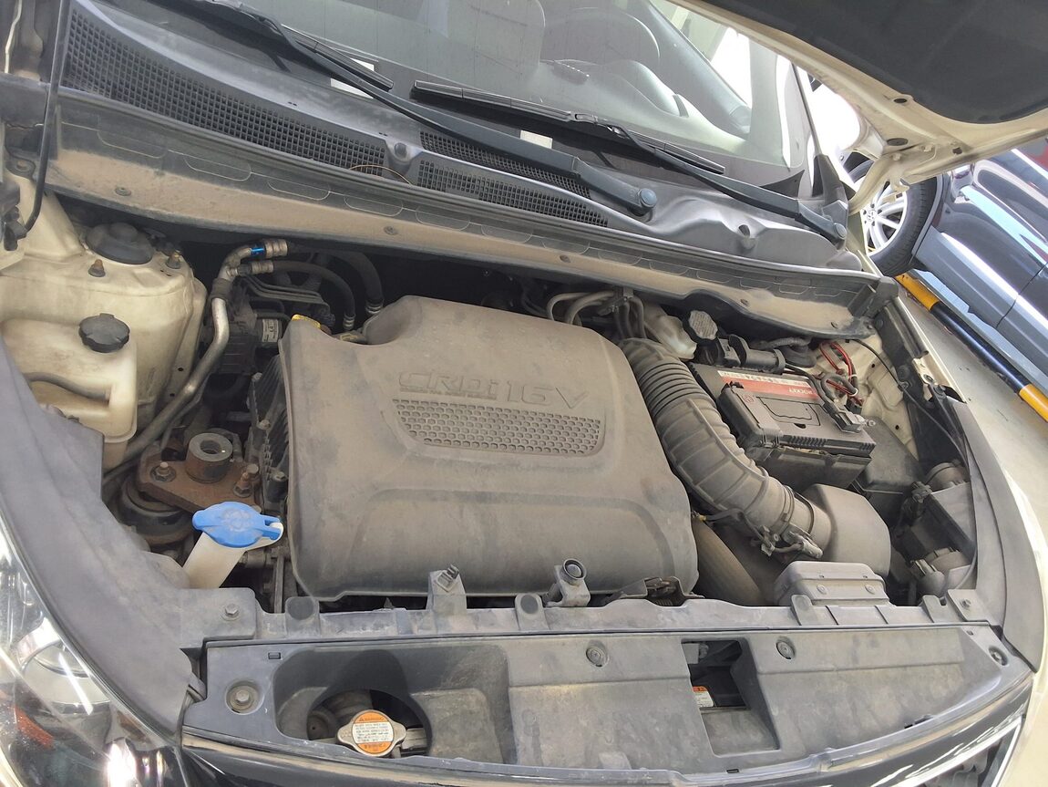 KIA SPORTAGE R DIESEL R2.0 2WD TLX PREMIUM 2011 - zdjęcie 20