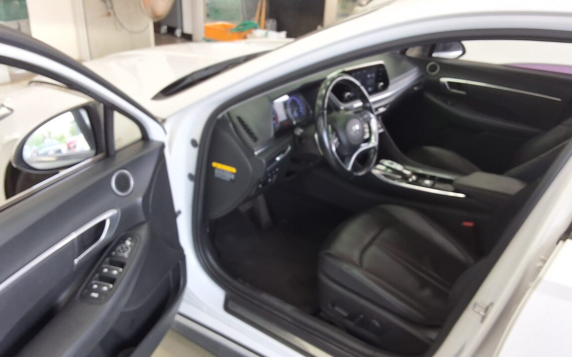 HYUNDAI SONATA (DN8) G2.0 PREMIUM 2020 - zdjęcie 10