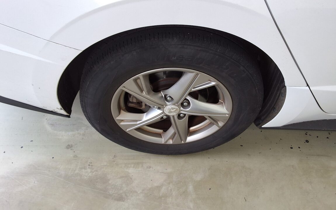 HYUNDAI SONATA (DN8) G2.0 PREMIUM 2020 - zdjęcie 25