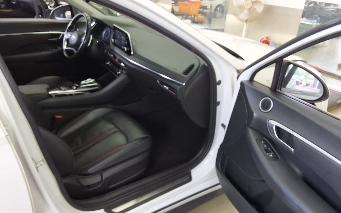 HYUNDAI SONATA (DN8) G2.0 PREMIUM 2020 - zdjęcie 14