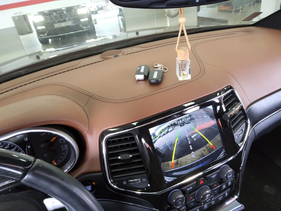 JEEP GRAND CHEROKEE (WK2) 3.6 V6 SUMMIT 2021 - zdjęcie 18