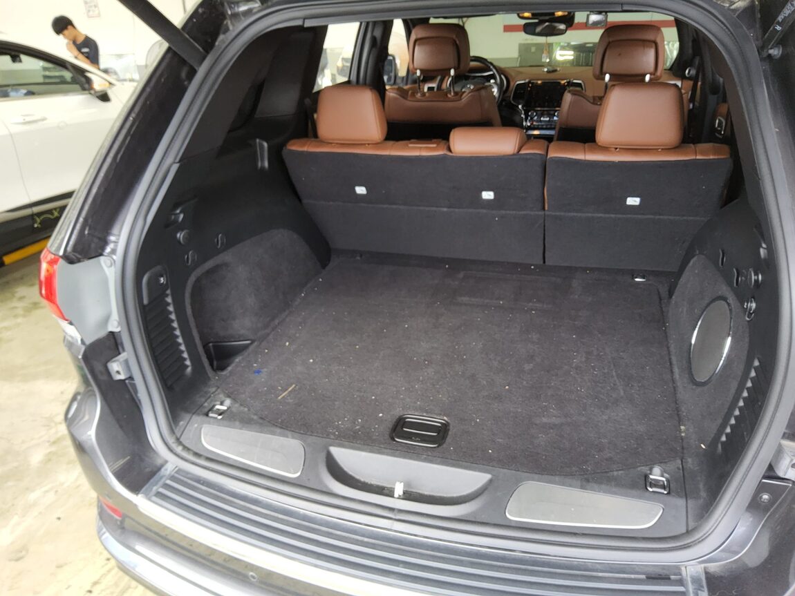 JEEP GRAND CHEROKEE (WK2) 3.6 V6 SUMMIT 2021 - zdjęcie 15