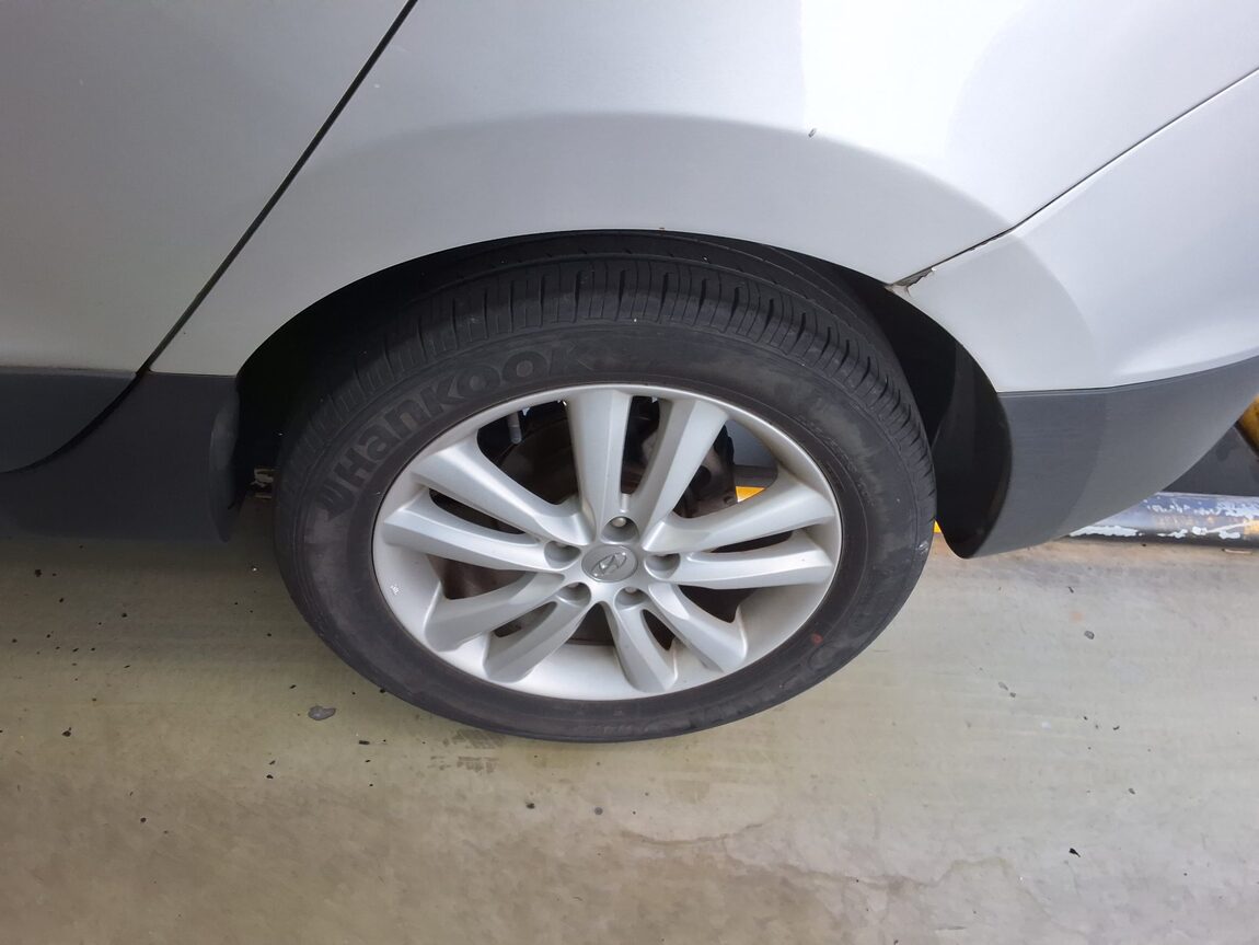 HYUNDAI TUCSON ix DIESEL R20 2WD LX20 LUXURY 2011 - zdjęcie 20