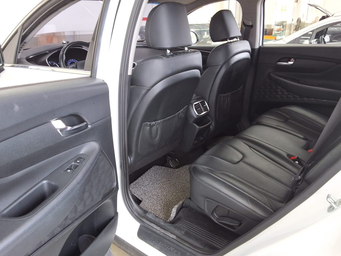 HYUNDAI SANTA FE (TM) R2.0 2WD EXCLUSIVE 2019 - zdjęcie 13