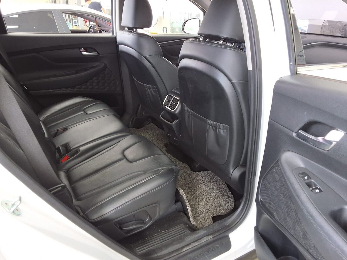 HYUNDAI SANTA FE (TM) R2.0 2WD EXCLUSIVE 2019 - zdjęcie 14