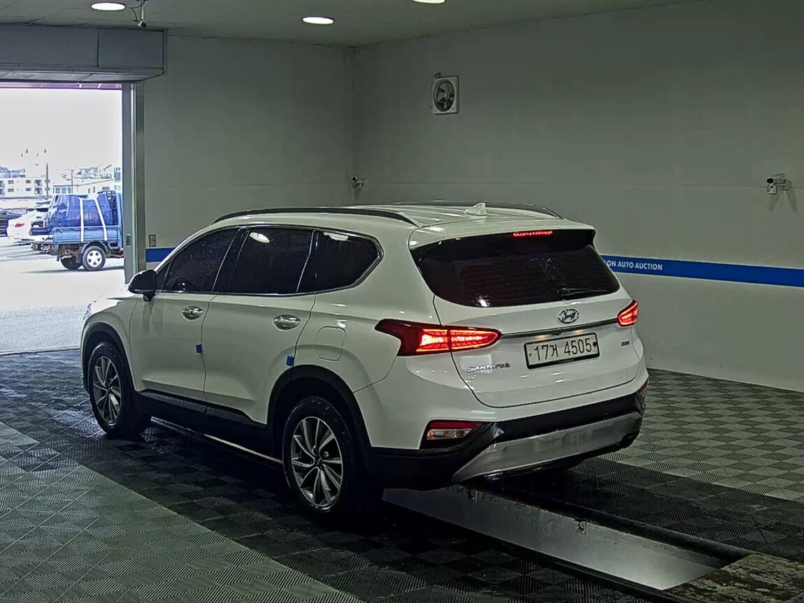HYUNDAI SANTA FE (TM) R2.0 2WD EXCLUSIVE 2019 - zdjęcie 6