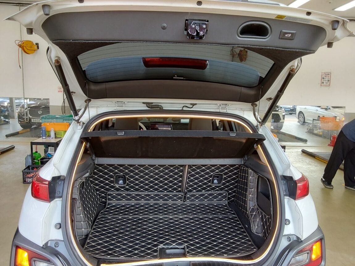 HYUNDAI KONA HYBRID 1.6 HEV PREMIUM SPECIAL 2020 - zdjęcie 15