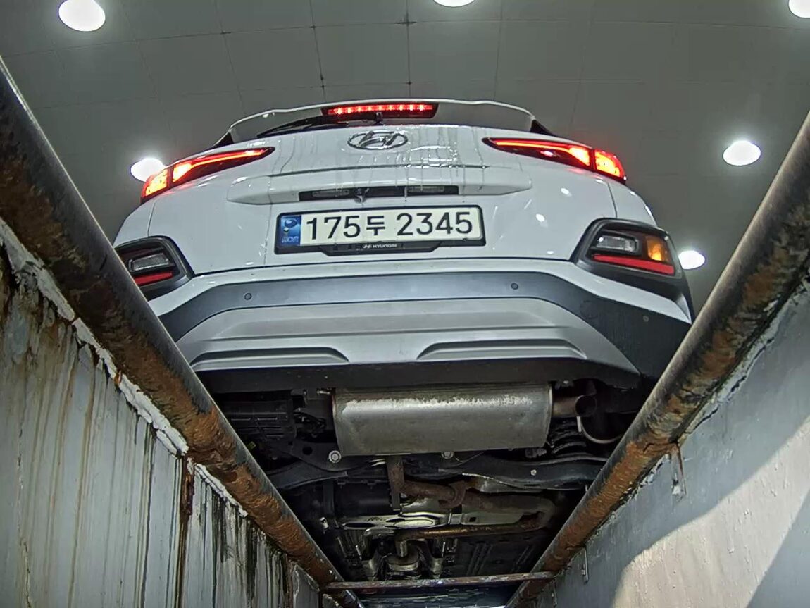 HYUNDAI KONA HYBRID 1.6 HEV PREMIUM SPECIAL 2020 - zdjęcie 8