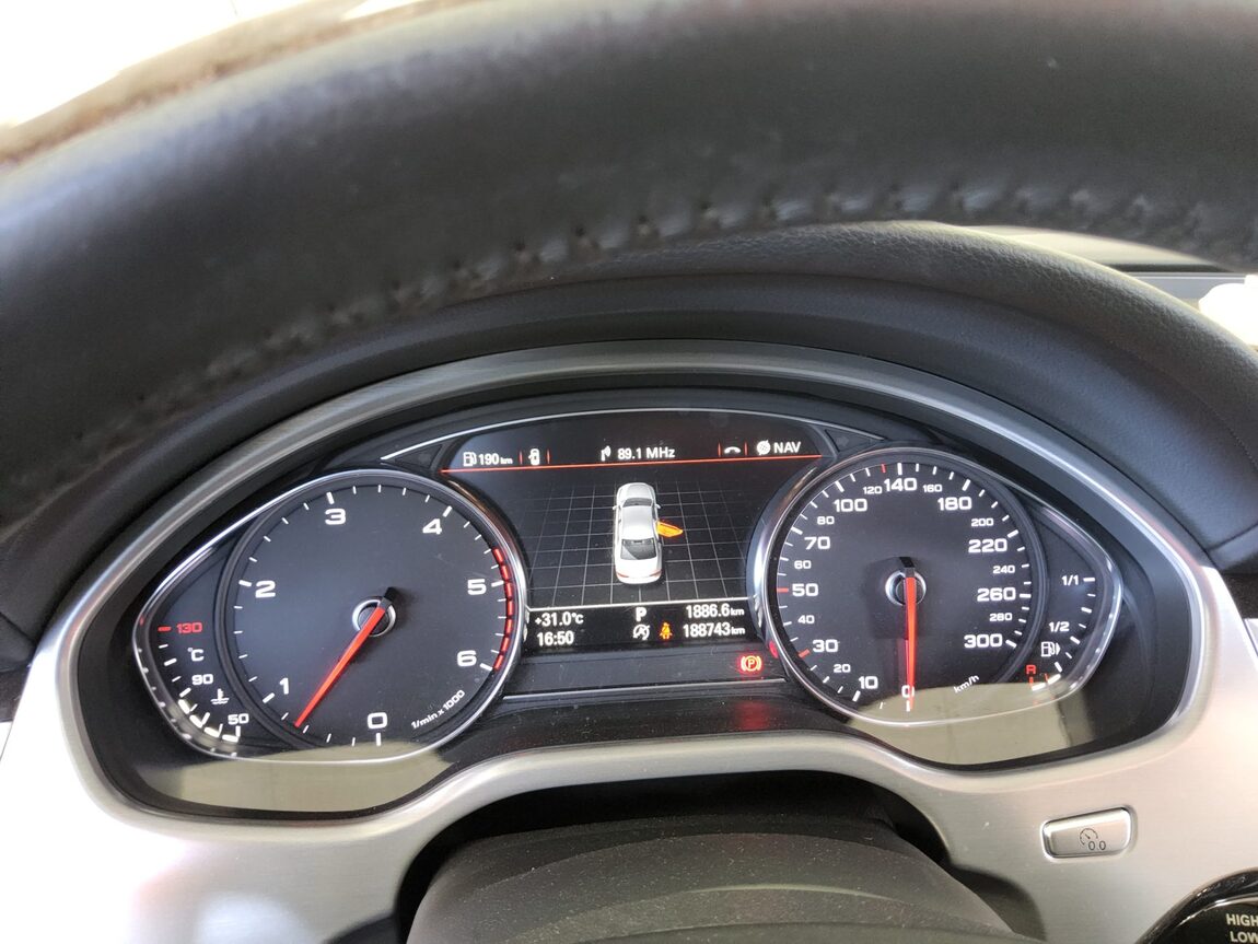 AUDI A8 (3RD GEN) 4.2 TDI QUATTRO LWB 5 SEAT 2014 - zdjęcie 9