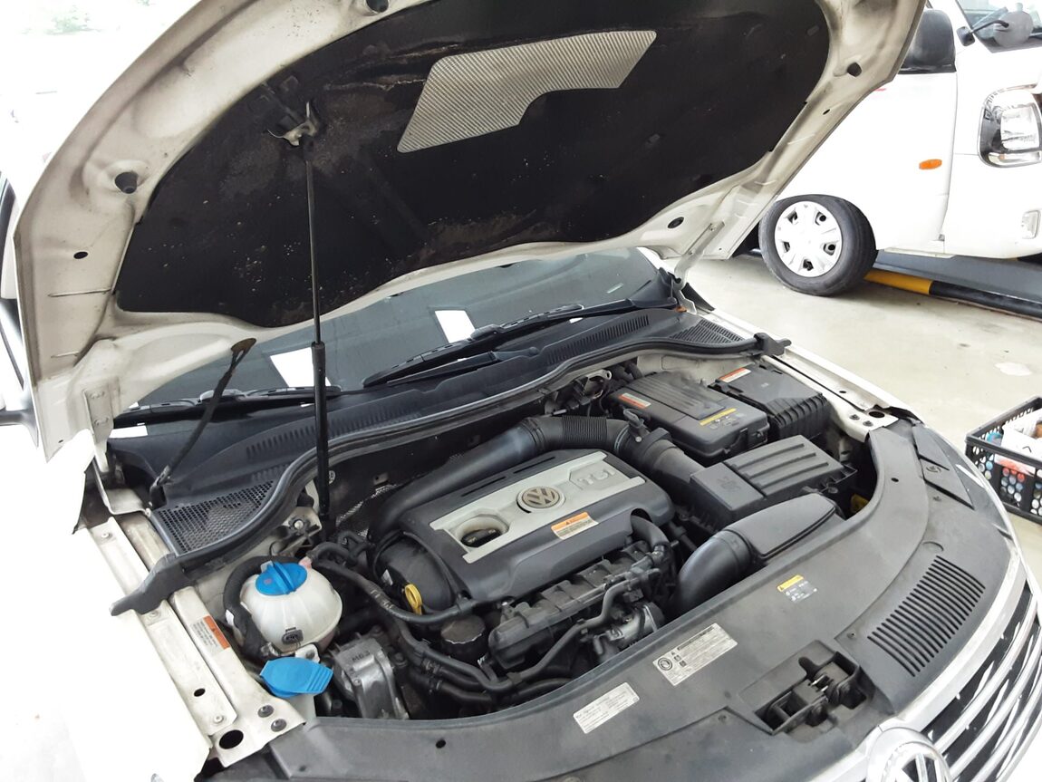 VOLKSWAGEN CC 2.0 TSI 2014 - zdjęcie 20