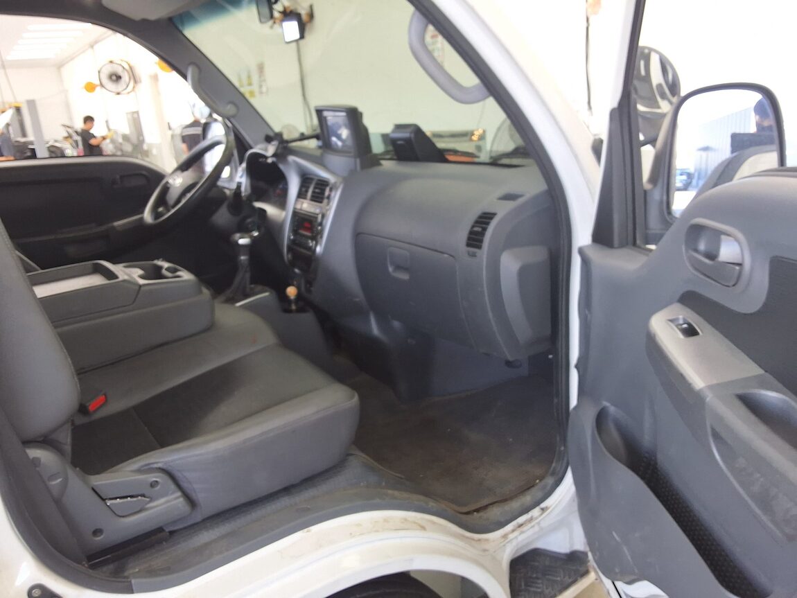 KIA THE NEW BONGO III CARGO 1 TON KING CAB EXTRA LONG WHEELBASE L LITE 2020 - zdjęcie 13