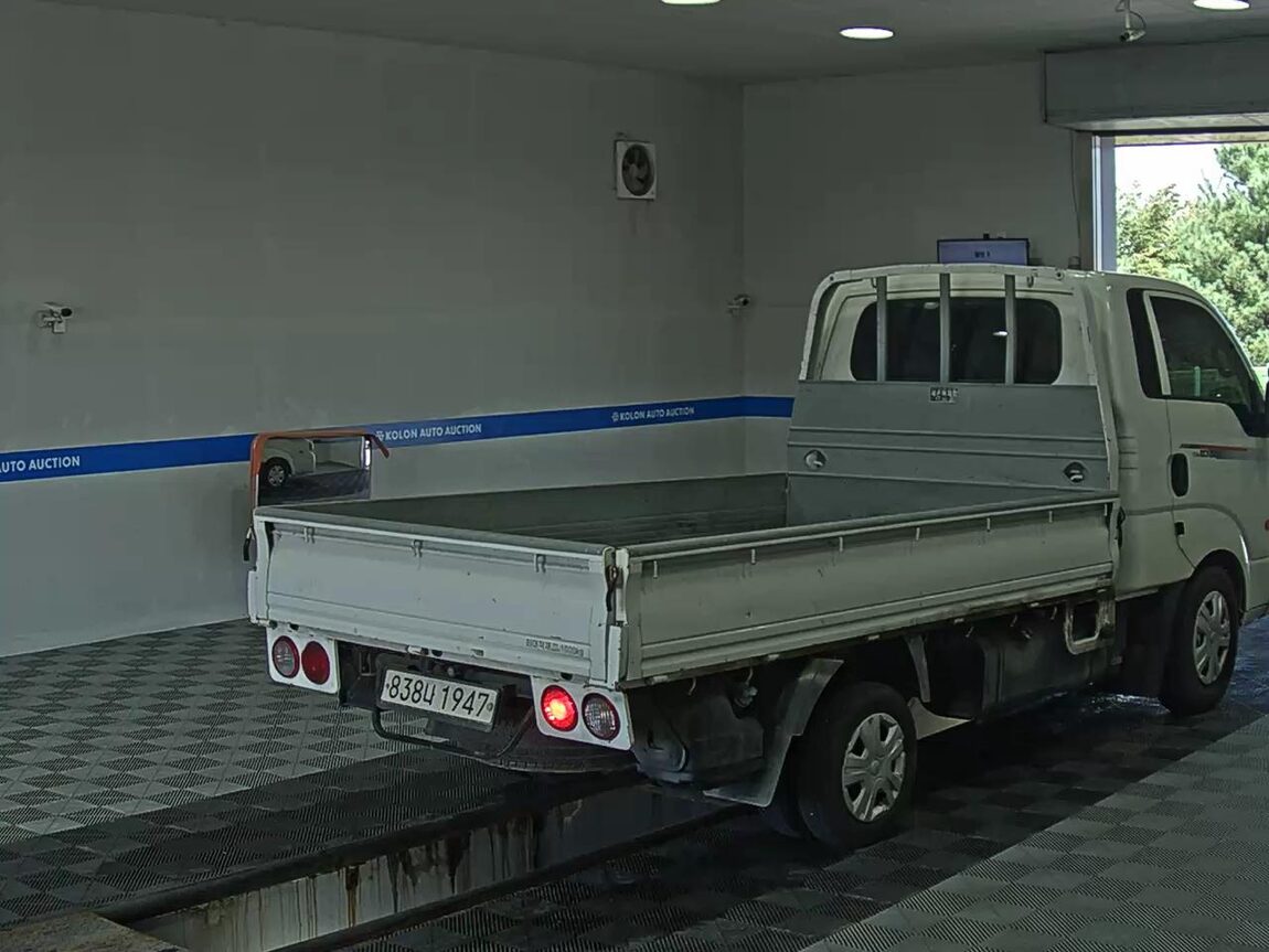 KIA THE NEW BONGO III CARGO 1 TON KING CAB EXTRA LONG WHEELBASE L LITE 2020 - zdjęcie 5